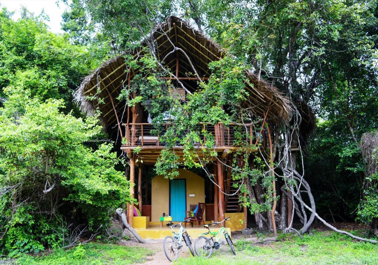 Back Of Beyond - Wild Haven Villa Sigiriya Bagian luar foto